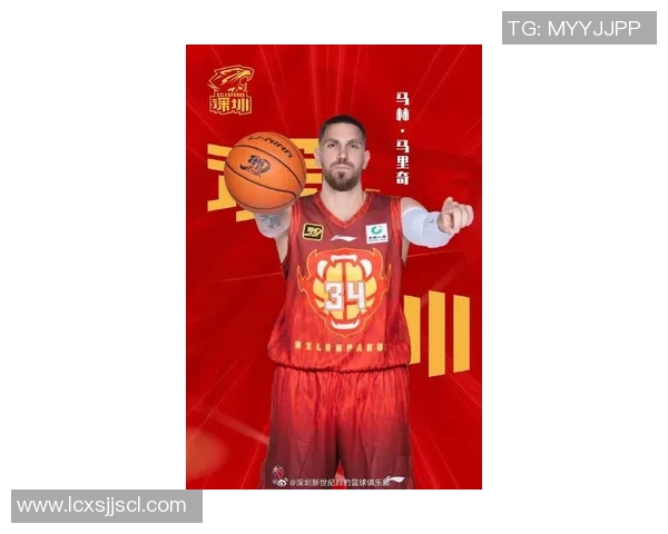 周鹏：从篮球场上的拼搏者到人生舞台的多面手