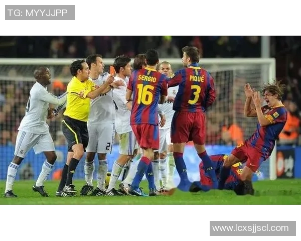 皇马与巴塞罗那全场精彩对决回顾及赛后分析